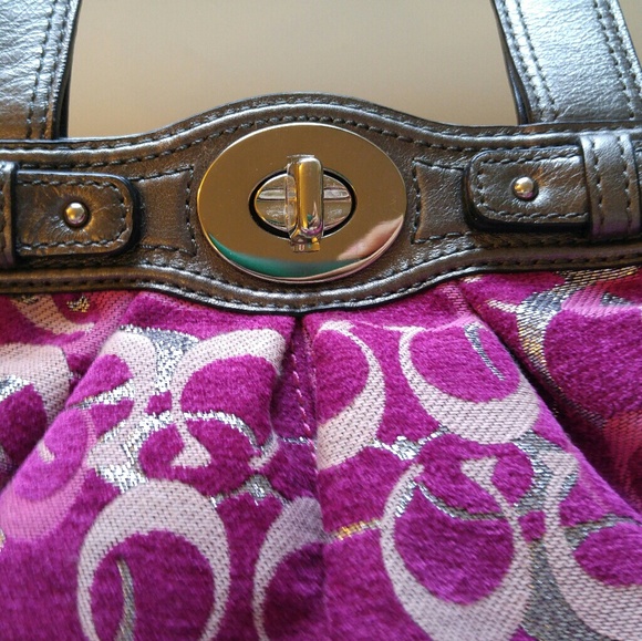 Coach pink and silver purse - Picture 4 of 8